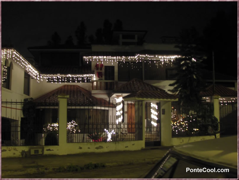 Los dimicilios de los alrededores también se contagian de este espíritu navideño