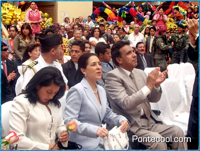 El vicepresidente Lenin Moreno y su comitiva