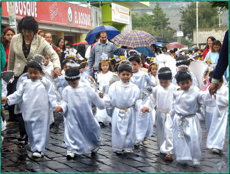 La inocencia de la niñez en el pase del Niño de la Escuela Marianitas