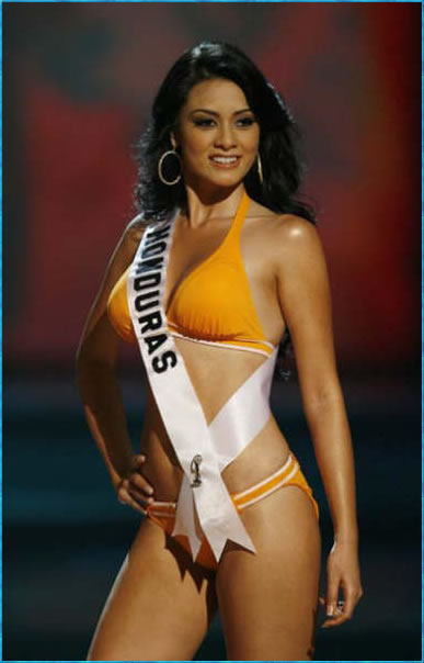 Diana Barrasa - Miss Honduras
