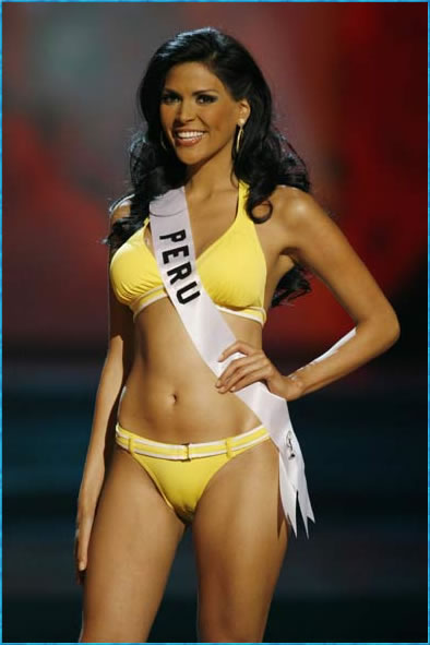 Karol Castillo - Miss Perú
