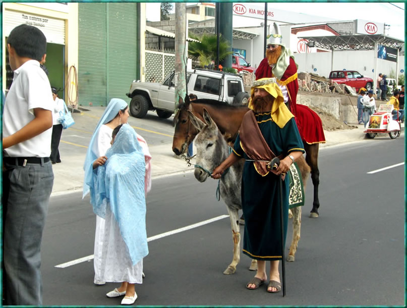 Pase del Niño de la Policia Nacional