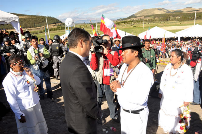 Limpia indigena al Presidente